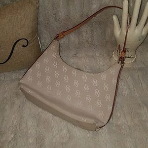 Dooney & Bourke purse